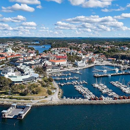 Trevlig Laegenhet Naera Stroemstad Centrum ภายนอก รูปภาพ
